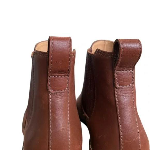 Madewell Flat Chelsea Boots in Leather J8295 - Picture 8 of 16